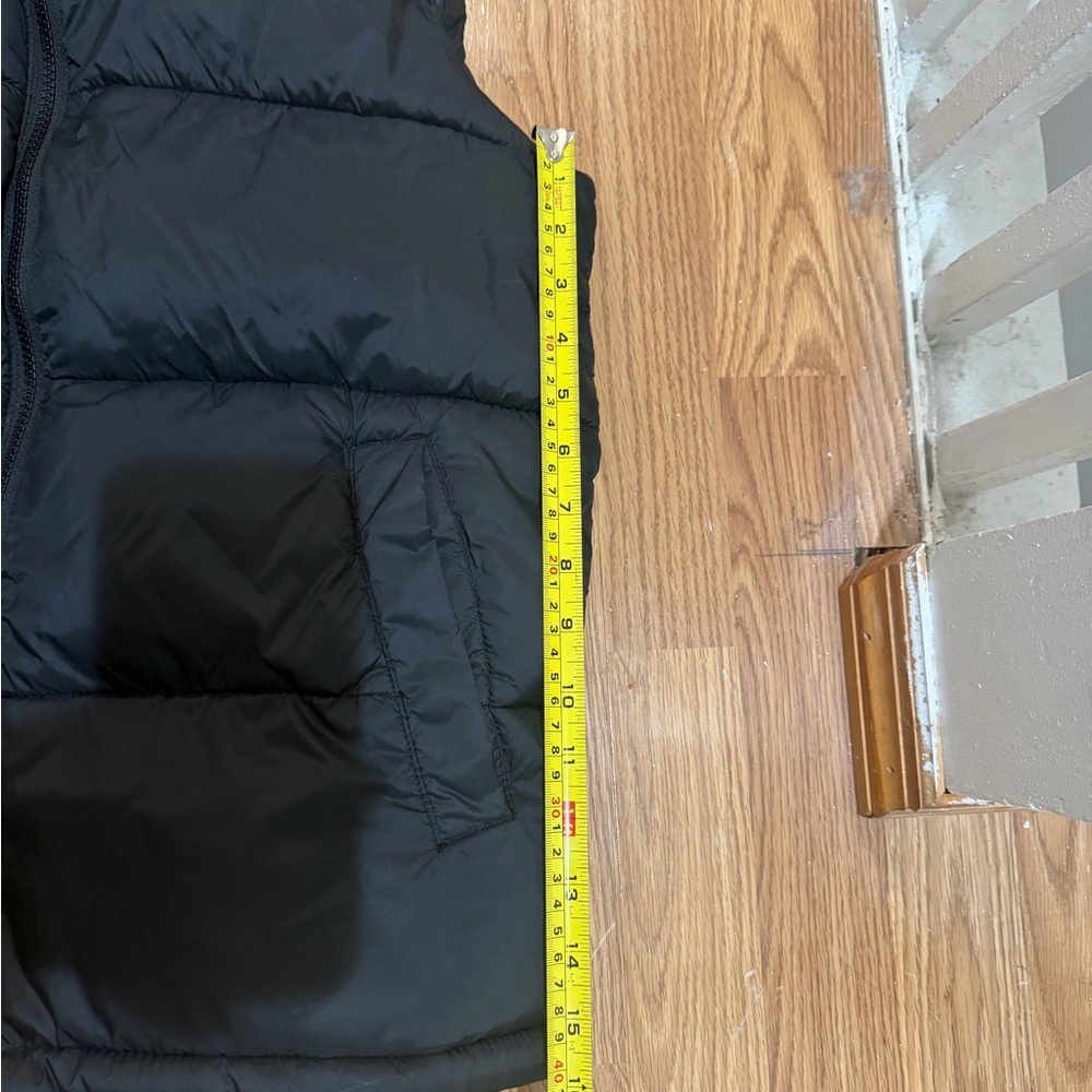 Old Navy Black Puffer Vest - Picture 8 of 8